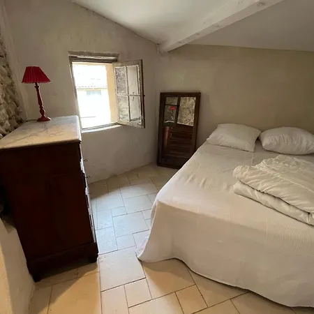 Charmante Maison De Village Avec Terrasse Casa de Férias